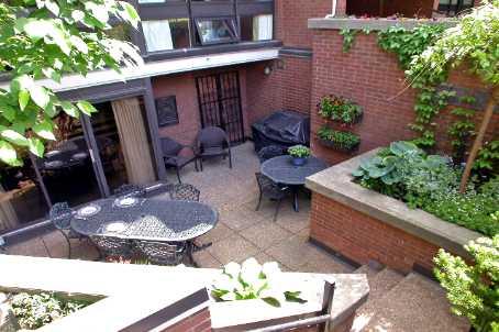 101 - 349 St Cair Ave W, Condo with 3 bedrooms, 3 bathrooms and 1 parking in Toronto ON | Image 1