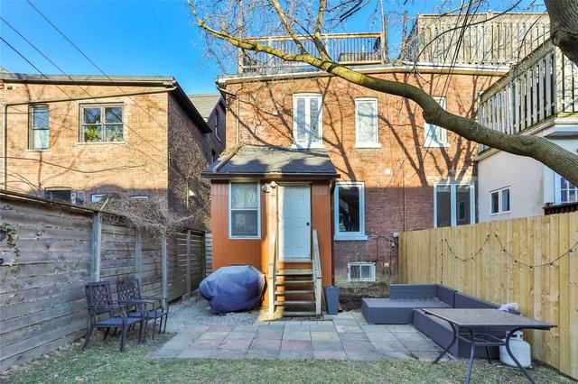 188 Albany Ave, House semidetached with 4 bedrooms, 3 bathrooms and 0 parking in Toronto ON | Image 9