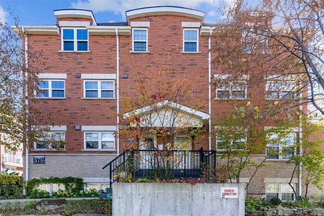 2 - 37 Four Winds Dr, Townhouse with 2 bedrooms, 2 bathrooms and 1 parking in Toronto ON | Image 21