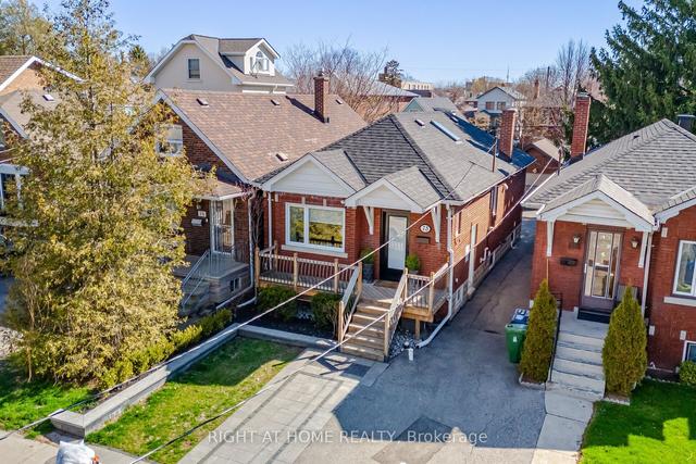 73 Fourth St, House detached with 2 bedrooms, 2 bathrooms and 1 parking in Toronto ON | Image 23