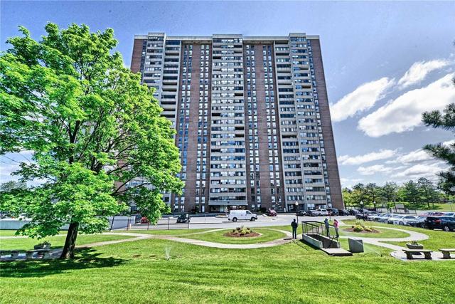 2012 - 18 Knightsbridge Rd, Condo with 3 bedrooms, 2 bathrooms and 1 parking in Brampton ON | Image 1
