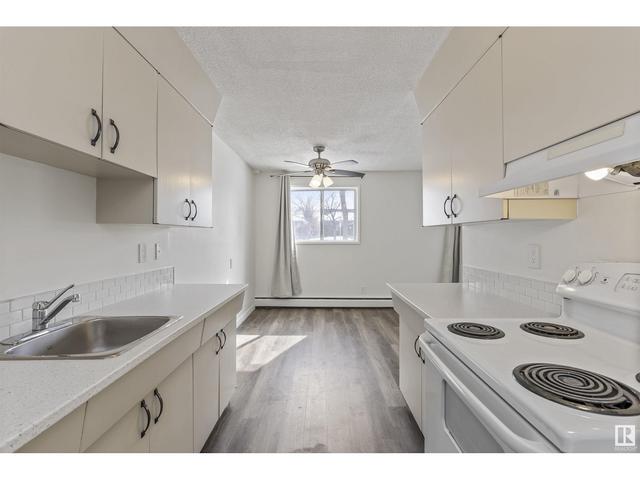102 - 15930 109 Av Nw, Condo with 2 bedrooms, 1 bathrooms and 1 parking in Edmonton AB | Image 14