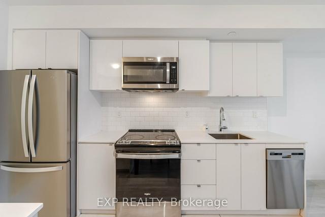 206 - 1461 Lawrence Ave W, Condo with 2 bedrooms, 2 bathrooms and 1 parking in Toronto ON | Image 4