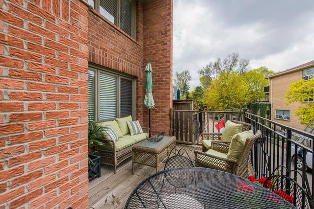 1368 Avenue Rd, House attached with 3 bedrooms, 4 bathrooms and 2 parking in Toronto ON | Image 13