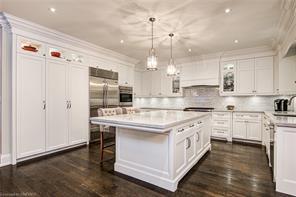 449 Willis Dr, Home with 4 bedrooms, 5 bathrooms and null parking in Oakville ON | Image 8