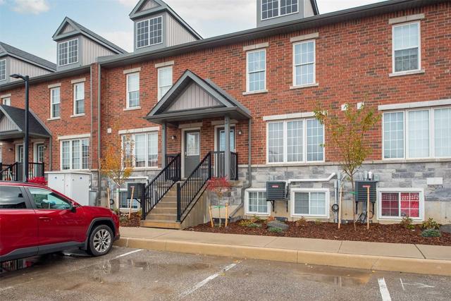 3 - 252 Penetanguishene Rd, Townhouse with 4 bedrooms, 4 bathrooms and 1 parking in Barrie ON | Card Image