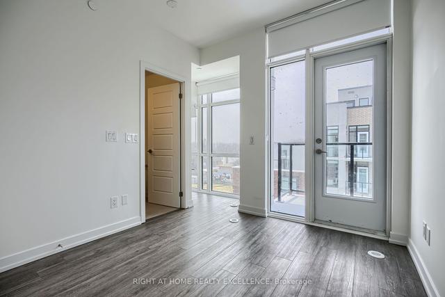 2 - 861 Sheppard Ave W, Townhouse with 2 bedrooms, 3 bathrooms and 1 parking in Toronto ON | Image 9