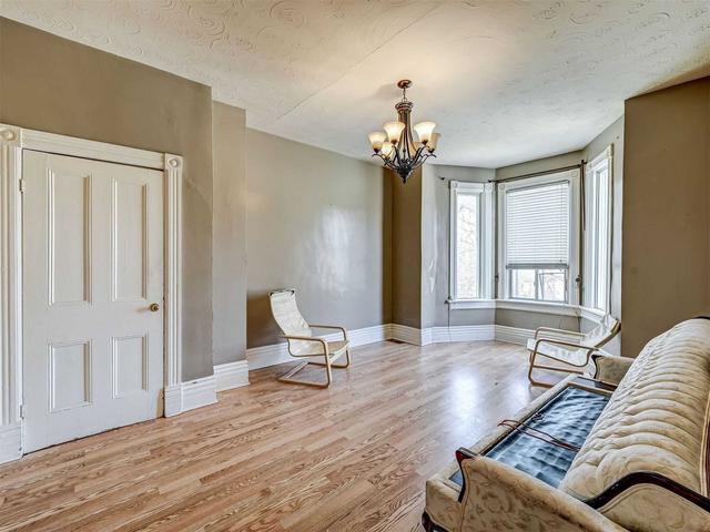 33 Denison Ave, House detached with 6 bedrooms, 3 bathrooms and 2 parking in Toronto ON | Image 28