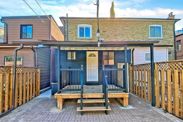 445 Brock Ave, House semidetached with 4 bedrooms, 3 bathrooms and 2 parking in Toronto ON | Image 15