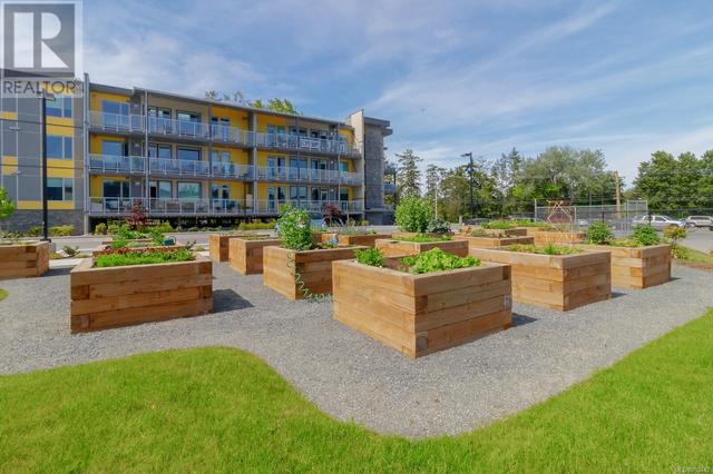 405 - 10680 Mcdonald Park Rd, Condo with 2 bedrooms, 2 bathrooms and 2 parking in North Saanich BC | Image 30