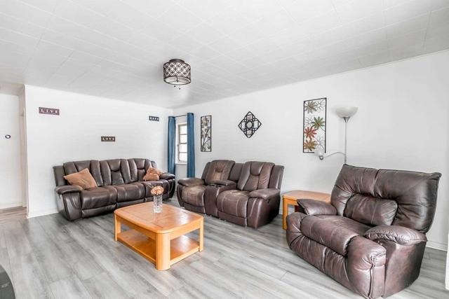 8755 8th Line, House detached with 2 bedrooms, 1 bathrooms and 7 parking in Essa ON | Image 9