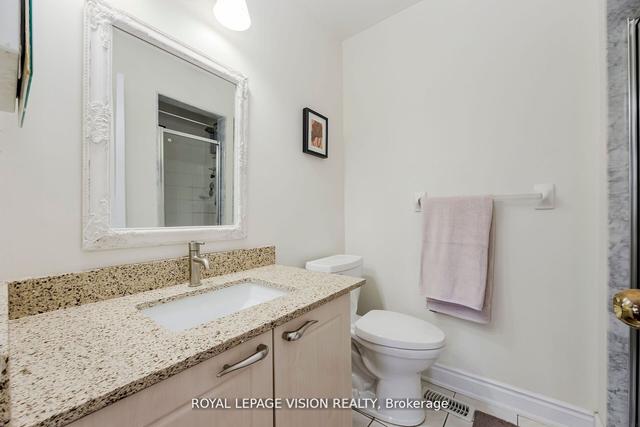 53 Hobson Ave E, House attached with 3 bedrooms, 4 bathrooms and 2 parking in Toronto ON | Image 18