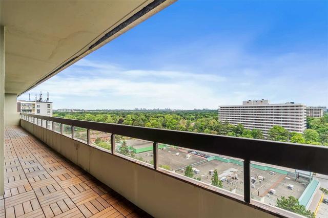 1212 - 8111 Yonge St, Condo with 3 bedrooms, 2 bathrooms and 1 parking in Markham ON | Image 17