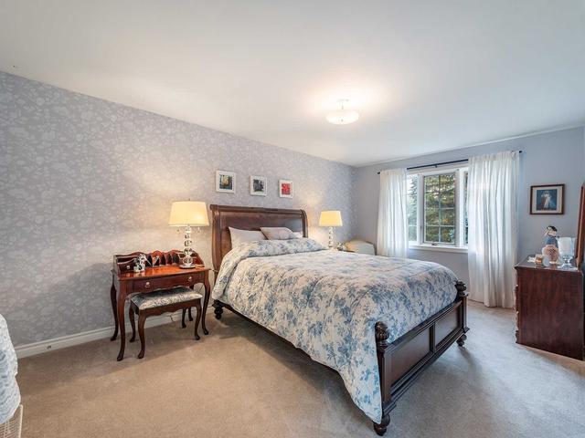128 Arnold Cres, House detached with 4 bedrooms, 4 bathrooms and 8 parking in Richmond Hill ON | Image 13
