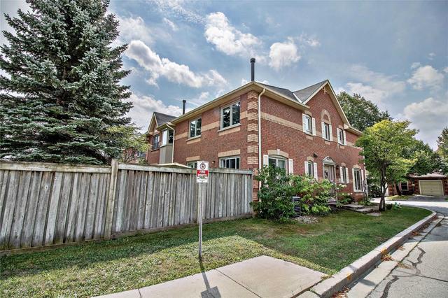 878 Playter Cres, Townhouse with 3 bedrooms, 3 bathrooms and 2 parking in Newmarket ON | Image 16