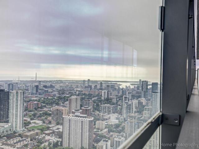 ph5503 - 50 Charles St E, Condo with 2 bedrooms, 2 bathrooms and 2 parking in Toronto ON | Image 18