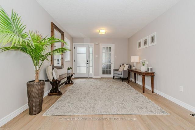 295 Metcalfe St, House detached with 4 bedrooms, 3 bathrooms and 6 parking in Guelph ON | Image 12