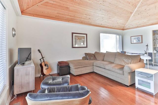 12 Tyler Pl, House detached with 3 bedrooms, 2 bathrooms and 8 parking in Toronto ON | Image 38