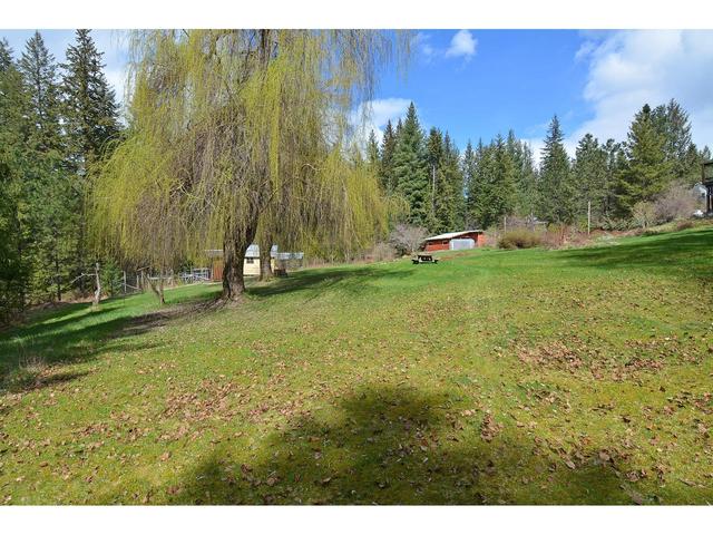 8481 Highway 6, House detached with 5 bedrooms, 2 bathrooms and null parking in Central Kootenay H BC | Image 58