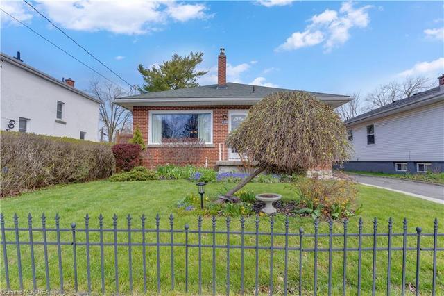 159 Carruthers Avenue, House detached with 3 bedrooms, 1 bathrooms and 3 parking in Kingston ON | Image 12