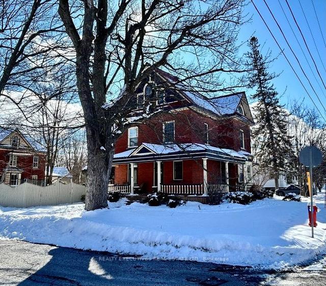 94 King St, House detached with 4 bedrooms, 3 bathrooms and 5 parking in North Dundas ON | Image 28