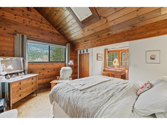 1960 Pass Creek Road, House detached with 3 bedrooms, 3 bathrooms and null parking in Central Kootenay I BC | Image 34