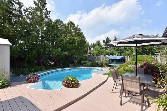 925 Forestwood Dr, House detached with 4 bedrooms, 3 bathrooms and 4 parking in Mississauga ON | Image 26