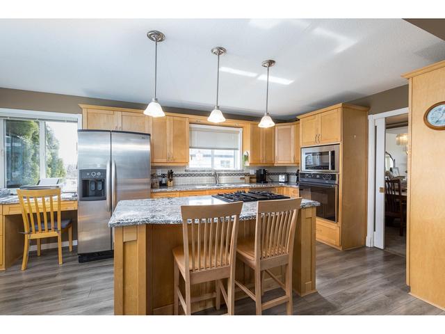 4220 184 Street, House detached with 3 bedrooms, 3 bathrooms and 15 parking in Surrey BC | Image 18