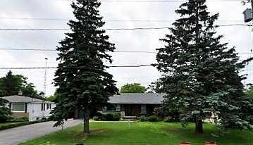 4700 Baldwin St S, House detached with 3 bedrooms, 2 bathrooms and 4 parking in Whitby ON | Image 2
