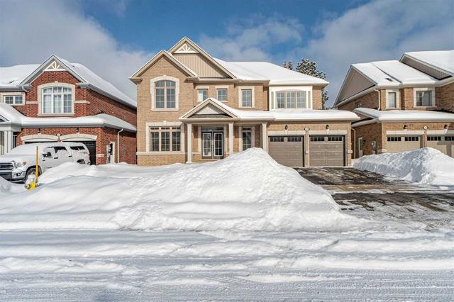 37 Mclean Ave, House detached with 4 bedrooms, 4 bathrooms and 4 parking in Collingwood ON | Image 1