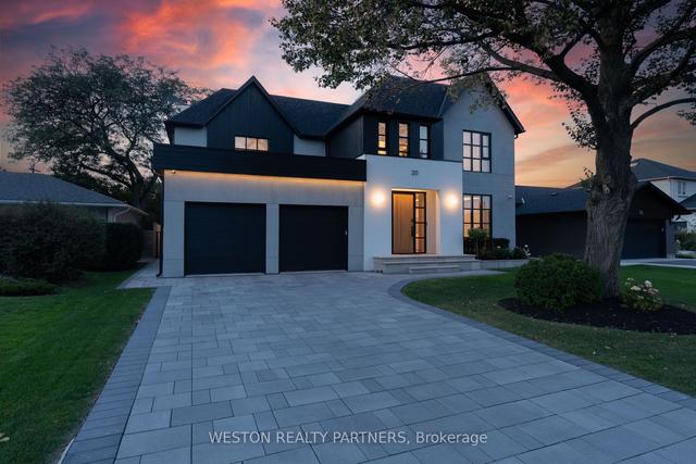 20 Totteridge Rd, House detached with 4 bedrooms, 5 bathrooms and 9 parking in Toronto ON | Image 1