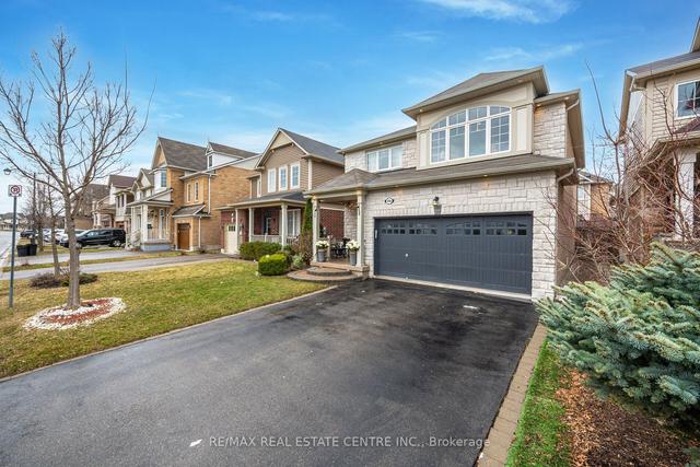 446 Mcjannett Ave, House detached with 3 bedrooms, 4 bathrooms and 6 parking in Milton ON | Image 12