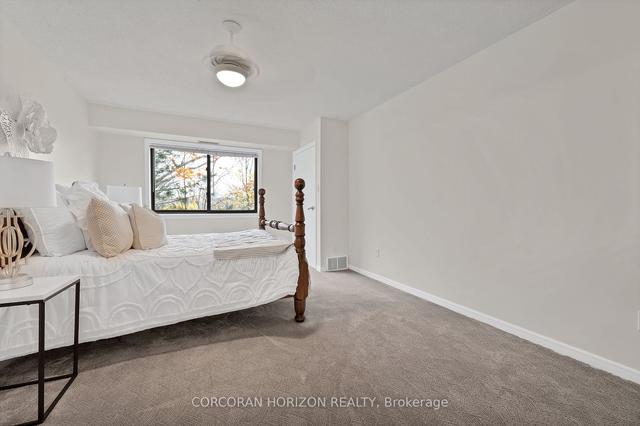 202 - 4 Albert St, Condo with 1 bedrooms, 1 bathrooms and 1 parking in Cambridge ON | Image 4