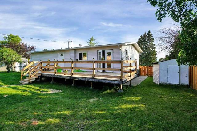 5323 55 Street, House detached with 4 bedrooms, 2 bathrooms and 2 parking in Rocky Mountain House AB | Image 40
