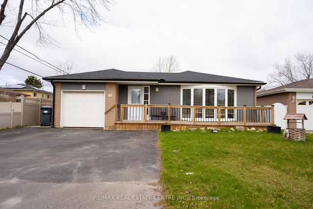 40 Basildon Cres, House detached with 3 bedrooms, 2 bathrooms and 6 parking in Brampton ON | Image 1