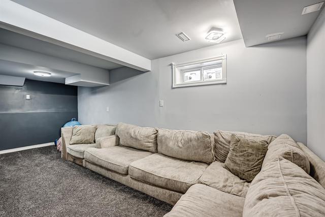 224 Pinemill Mews Ne, Home with 4 bedrooms, 2 bathrooms and 3 parking in Calgary AB | Image 21