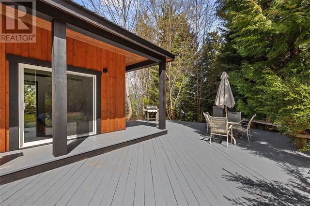 4 Mine Rd, House detached with 1 bedrooms, 2 bathrooms and 6 parking in Powell River E BC | Image 32