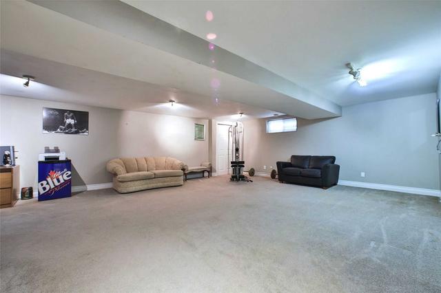 1439 Military Tr, House detached with 3 bedrooms, 2 bathrooms and 10 parking in Toronto ON | Image 9