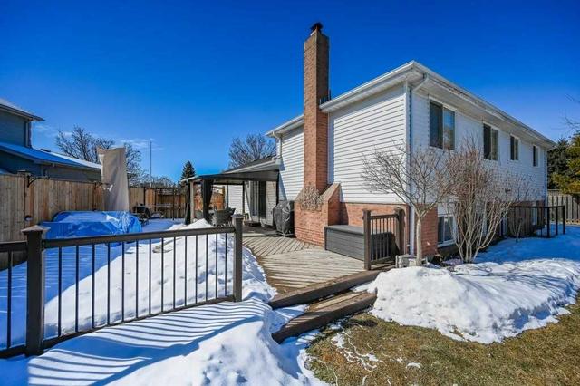 359 Stoneheight Pl, House detached with 3 bedrooms, 2 bathrooms and 6 parking in Waterloo ON | Image 27