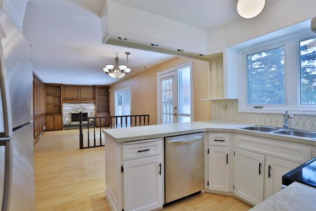 336 Valencia Place Nw, House detached with 5 bedrooms, 3 bathrooms and 4 parking in Calgary AB | Image 13