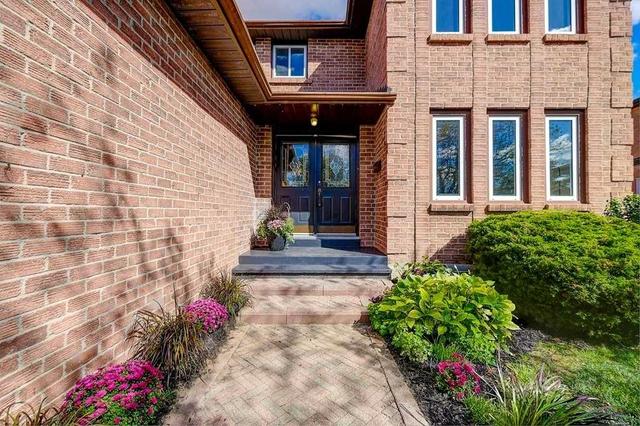 79 Eastwood Cres, House detached with 4 bedrooms, 4 bathrooms and 4 parking in Markham ON | Image 12