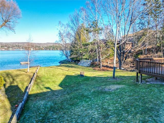 400 Lakeside Drive, House detached with 3 bedrooms, 1 bathrooms and 8 parking in North Bay ON | Image 2
