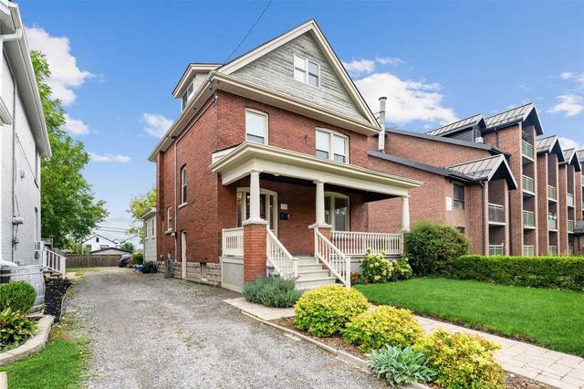334 Charlton Ave W, House detached with 4 bedrooms, 3 bathrooms and 3 parking in Hamilton ON | Image 12