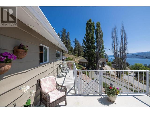 5868 Macgregor Road, House detached with 4 bedrooms, 2 bathrooms and 6 parking in Peachland BC | Image 17