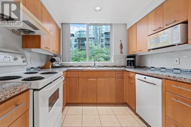 3f - 139 Drake Street, Condo with 2 bedrooms, 2 bathrooms and 1 parking in Vancouver BC | Image 9