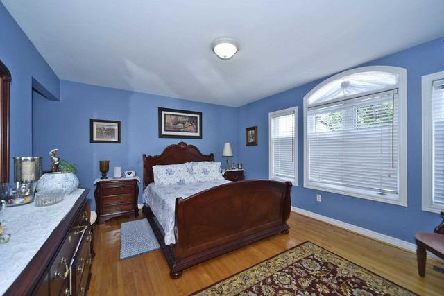 93 Regent Rd, House detached with 4 bedrooms, 5 bathrooms and 4 parking in Toronto ON | Image 19
