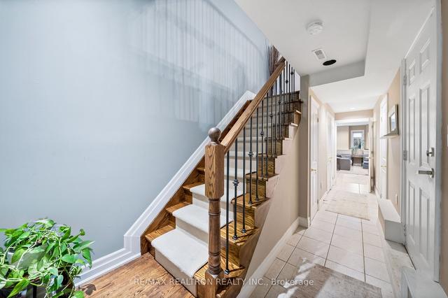 23 Stuart Cres, House detached with 3 bedrooms, 4 bathrooms and 3 parking in Toronto ON | Image 21