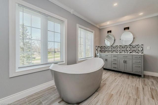 22 Bridlewood Boulevard, House detached with 6 bedrooms, 4 bathrooms and 23 parking in Halton Hills ON | Image 27