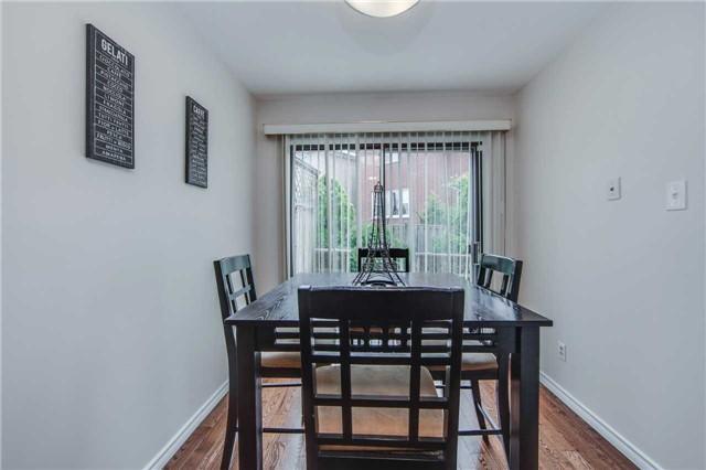 66 Comrie Terr, House detached with 3 bedrooms, 3 bathrooms and 2 parking in Toronto ON | Image 8