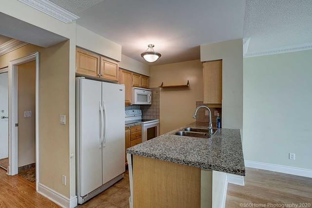 2302 - 15 Greenview Ave, Condo with 1 bedrooms, 1 bathrooms and 1 parking in Toronto ON | Image 19